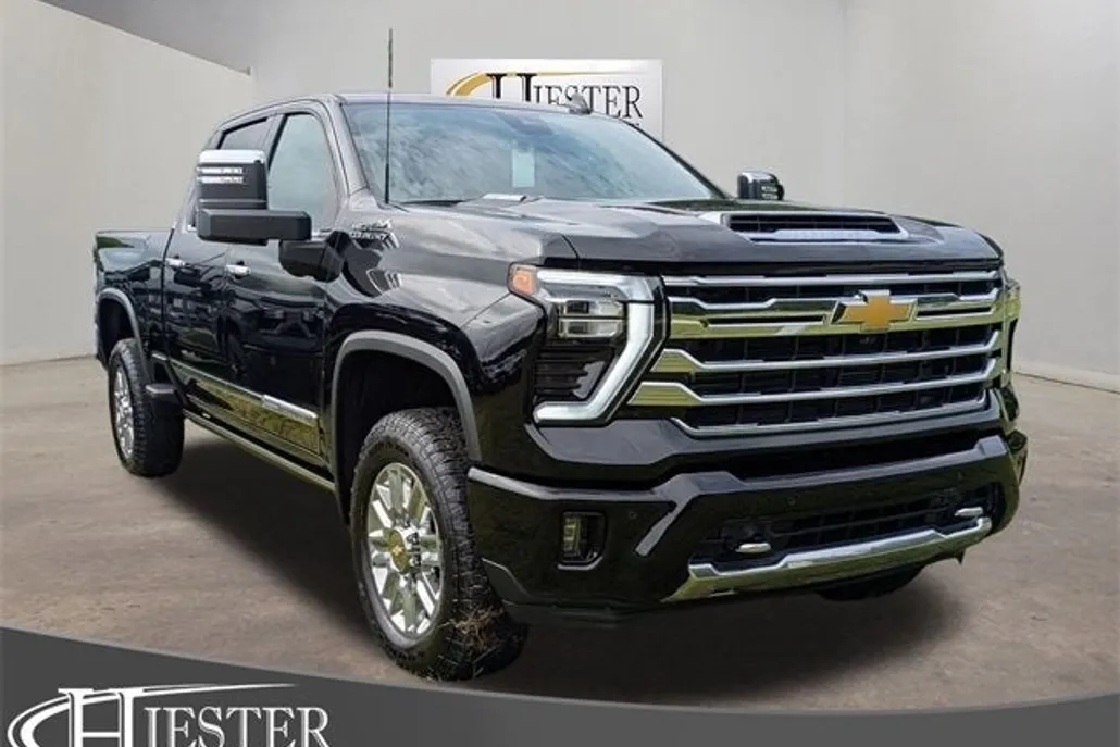 2025 Chevrolet Silverado 2500HD High Country photo 1
