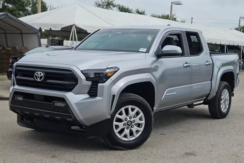 2024 Toyota Tacoma SR5 Double Cab photo 1