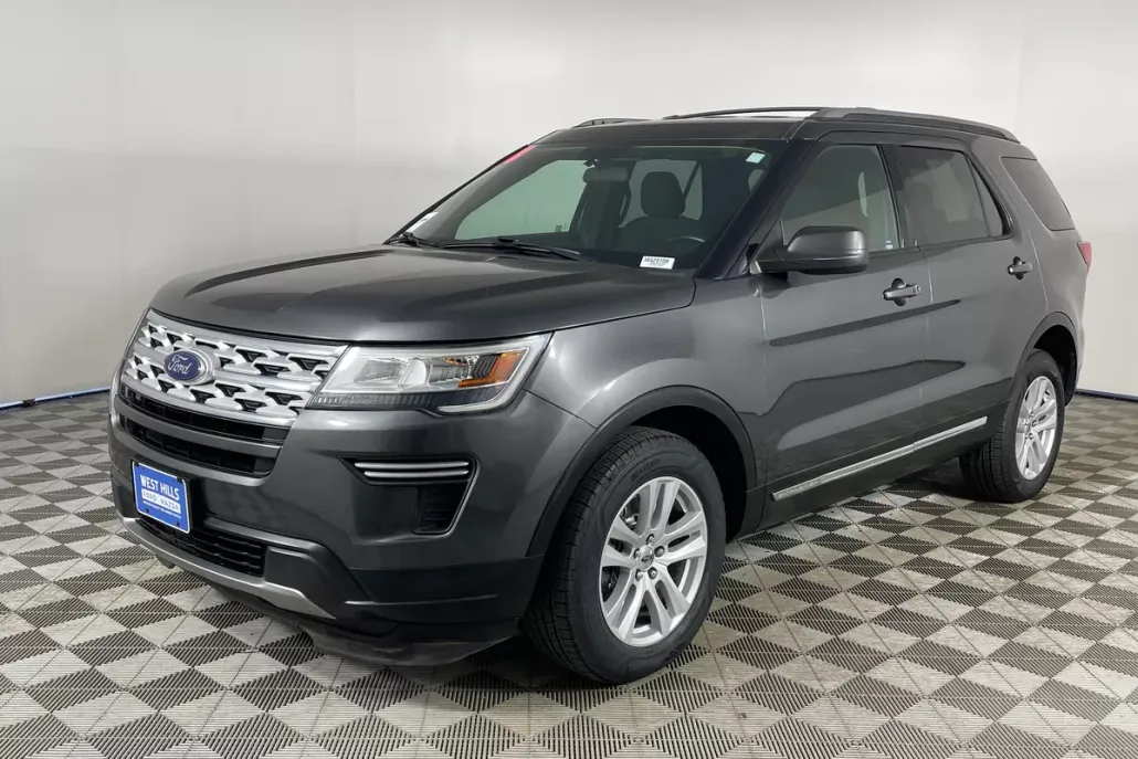 2018 Ford Explorer XLT photo 1