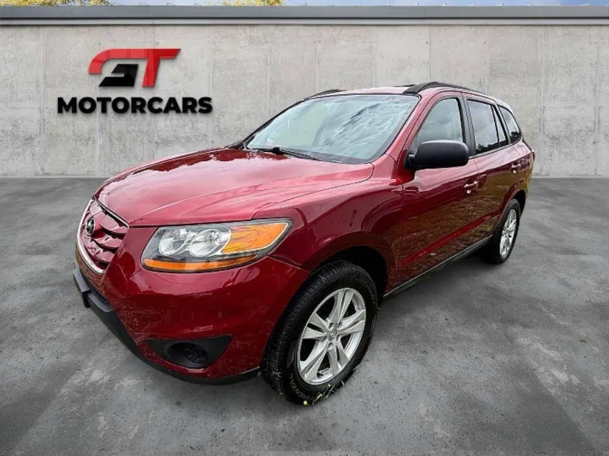 2010 Hyundai Santa Fe GLS photo 1