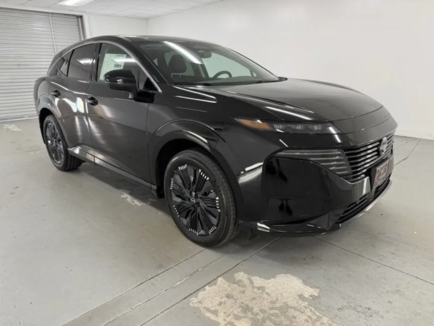 2025 Nissan Murano Platinum photo 1