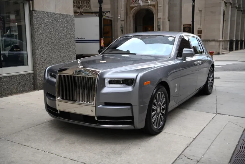 2022 Rolls Royce Phantom photo 1