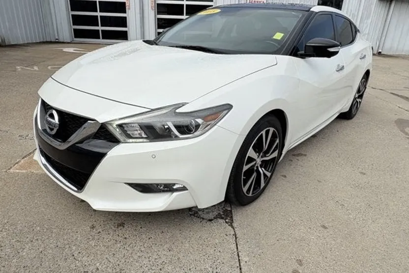 2018 Nissan Maxima Platinum photo 1