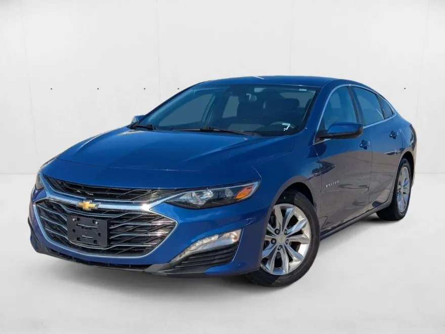 2023 Chevrolet Malibu 1LT photo 1