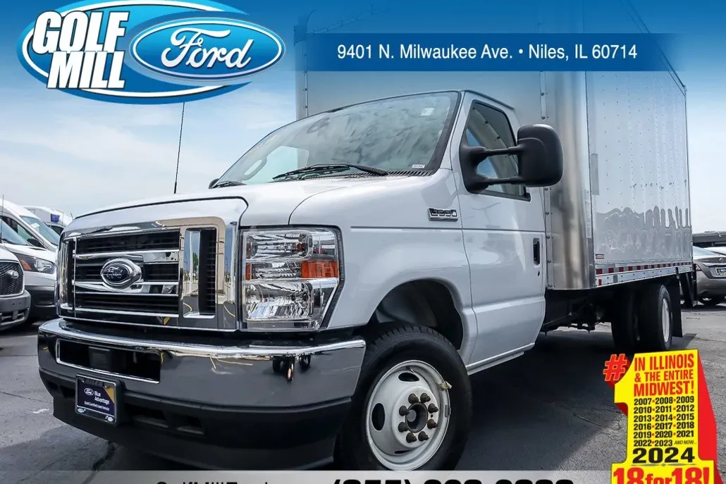 2024 Ford E-350 photo 1