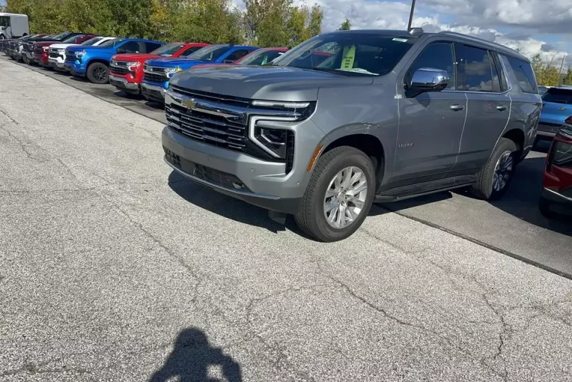 2025 Chevrolet Tahoe Premier photo 1