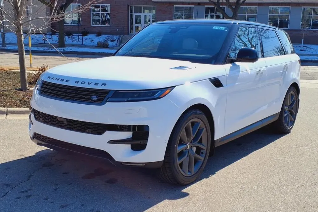 2025 Land Rover Range Rover Sport SE photo 1