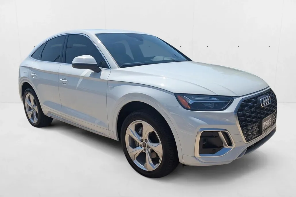 2024 Audi Q5 Sportback 45 S line Premium photo 1