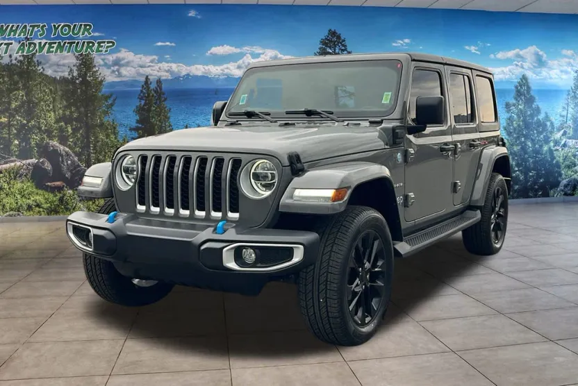 2022 Jeep Wrangler 4xe Unlimited Sahara photo 1