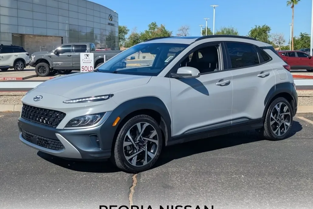 2023 Hyundai Kona Limited photo 1
