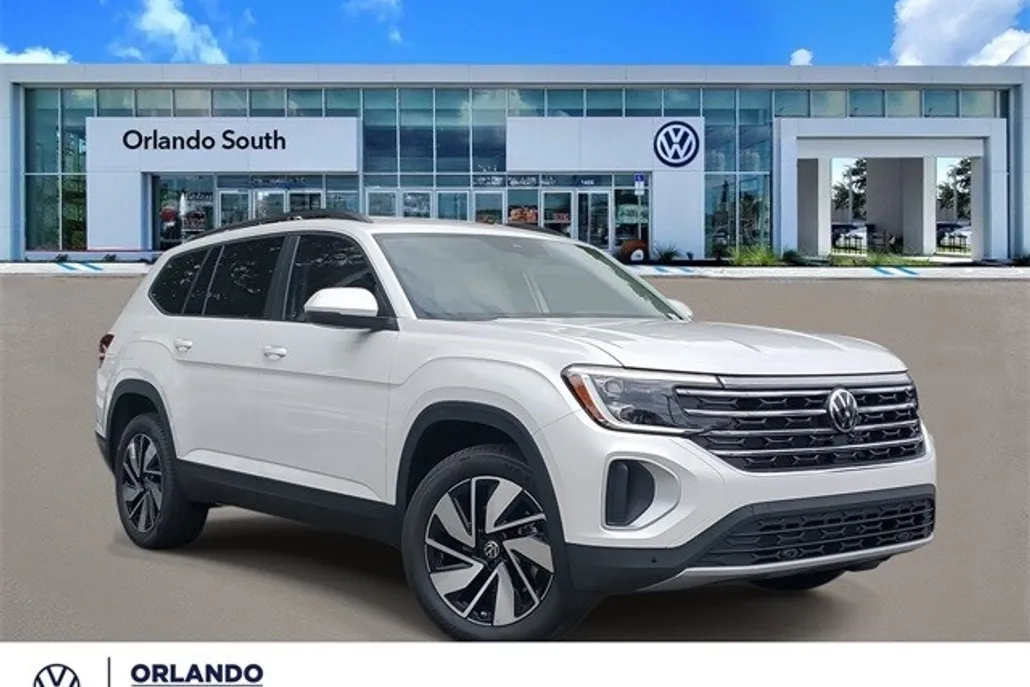 2026 Volkswagen Atlas SE Technology photo 1
