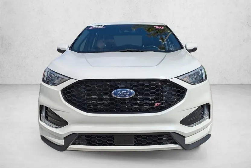 2020 Ford Edge ST photo 1