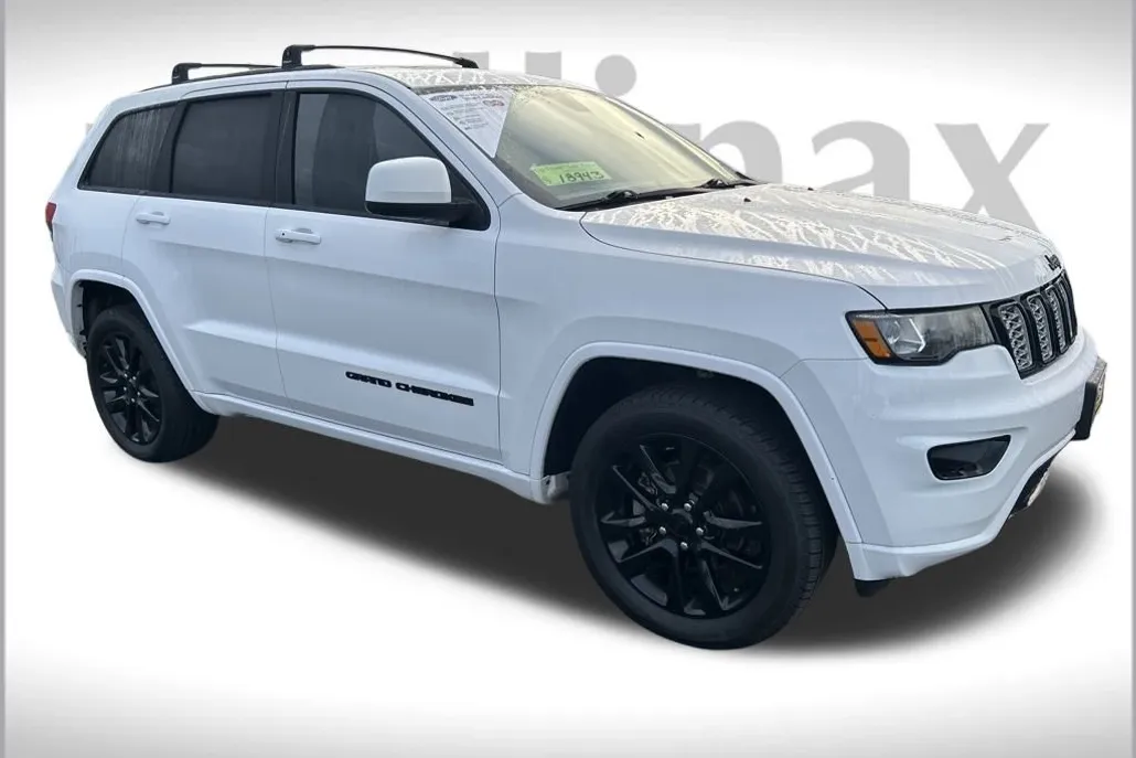 2019 Jeep Grand Cherokee Altitude photo 1