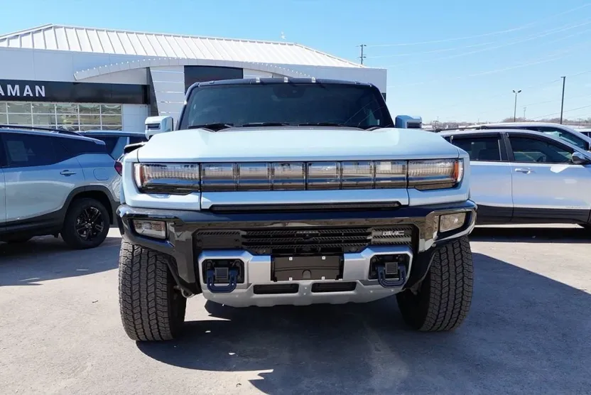 2018 Chevrolet Silverado 1500 LT photo 1