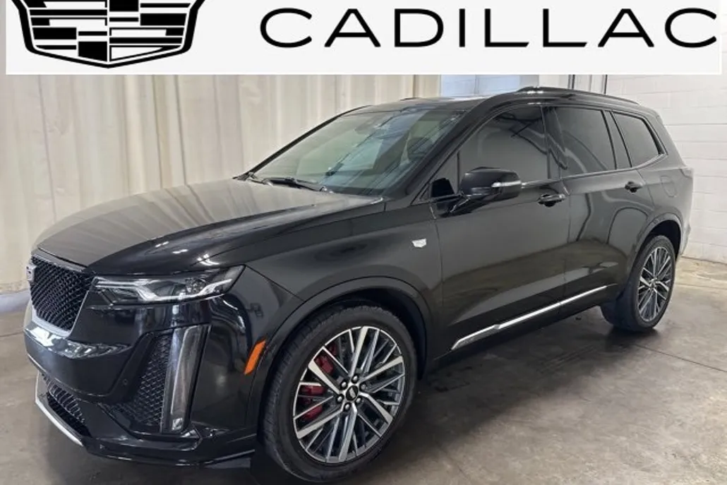 2023 Cadillac XT6 Sport photo 1