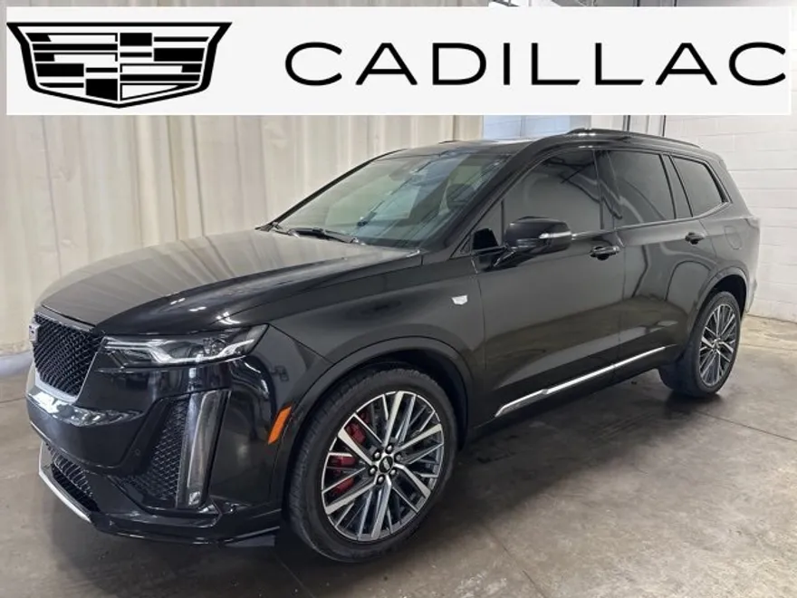 2023 Cadillac XT6 Sport photo 1