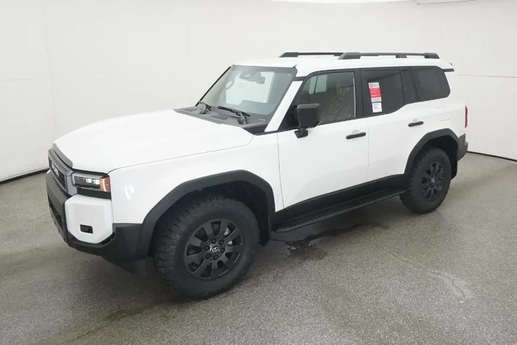 2025 Toyota Land Cruiser photo 1