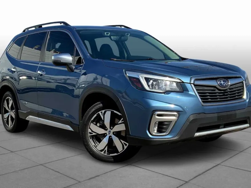 2019 Subaru Forester Touring photo 1