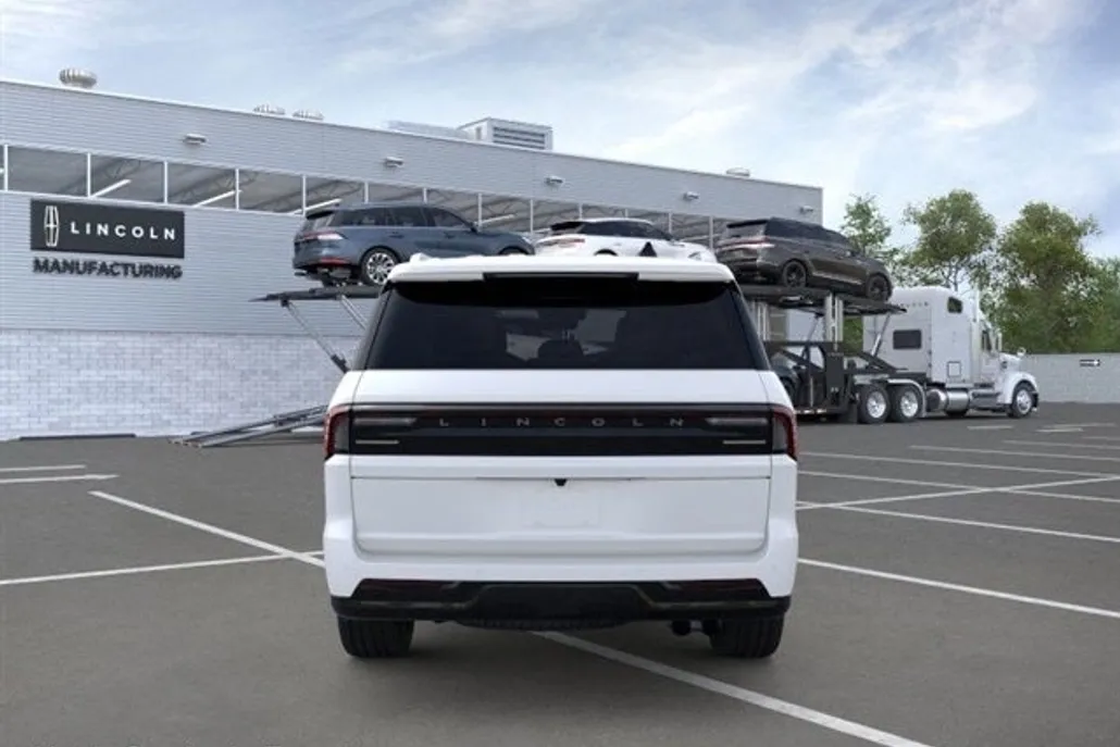 2025 Lincoln Navigator Reserve photo 1