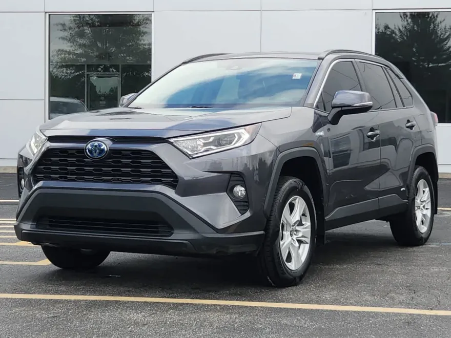 2021 Toyota RAV4 Hybrid XLE photo 1