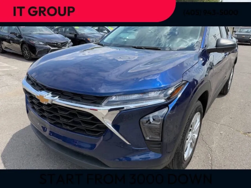 2024 Chevrolet Trax LS photo 1