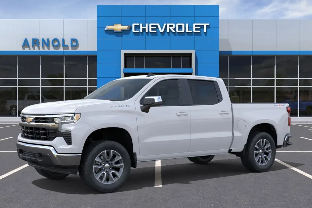 2026 Chevrolet Silverado 1500 LT photo 1