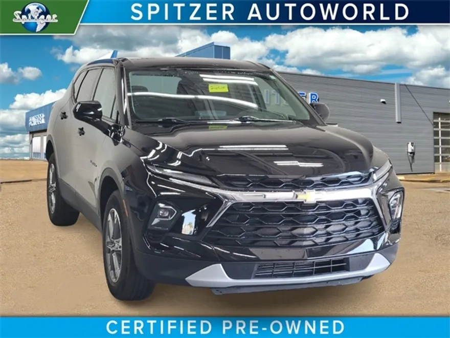 2023 Chevrolet Blazer 2LT photo 1