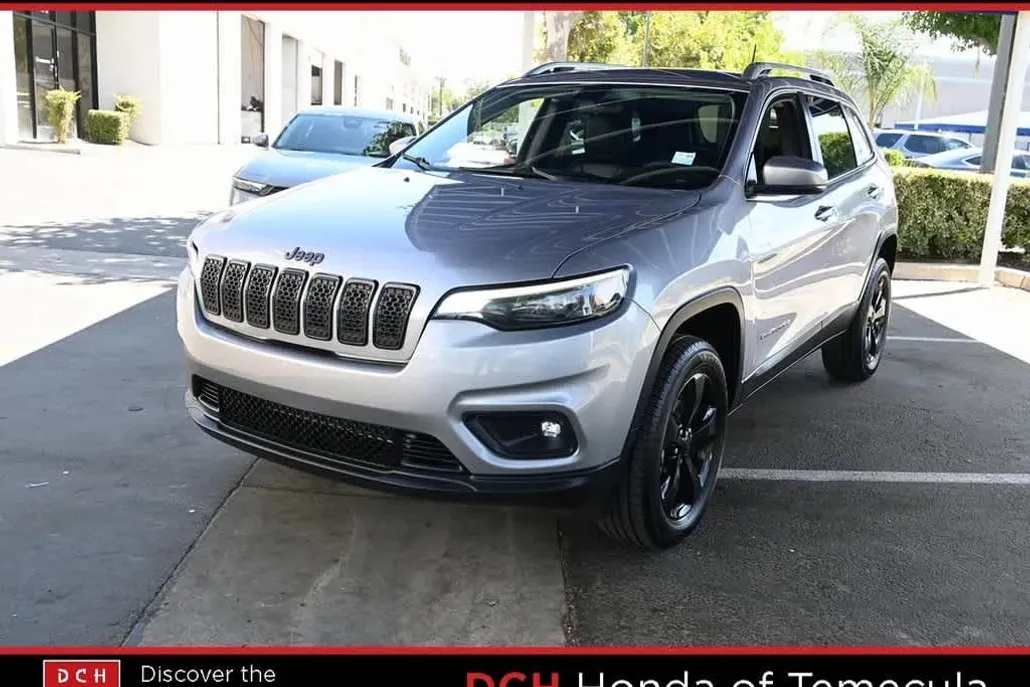 2019 Jeep Cherokee Latitude photo 1