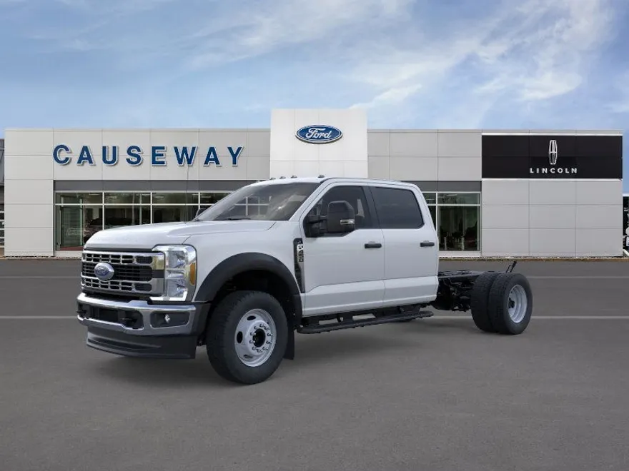 2025 Ford F-450 XL photo 1