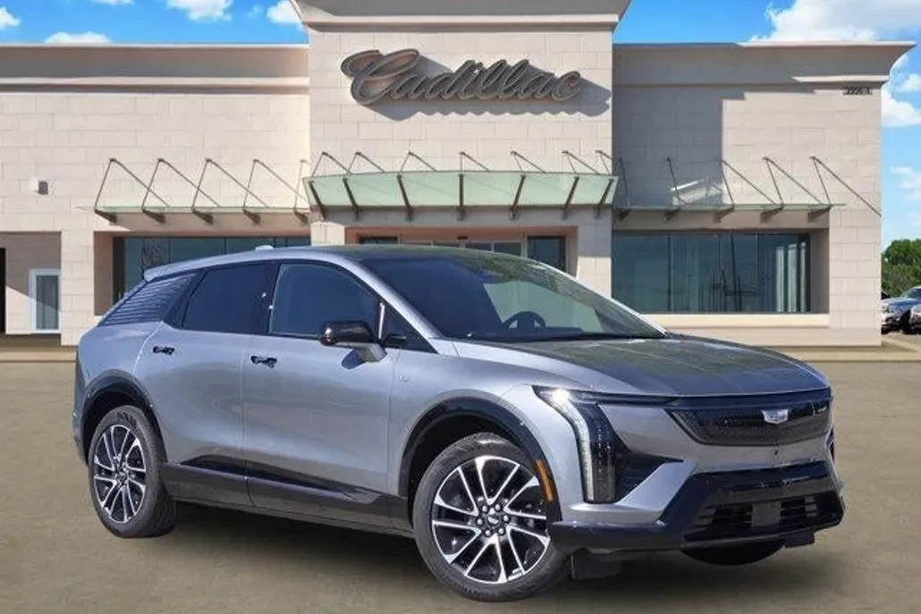 2025 Cadillac Optiq Sport photo 1