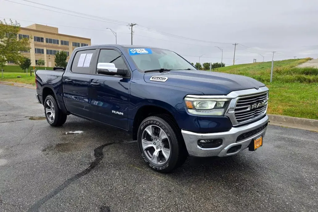 2023 Ram 1500 Laramie photo 1