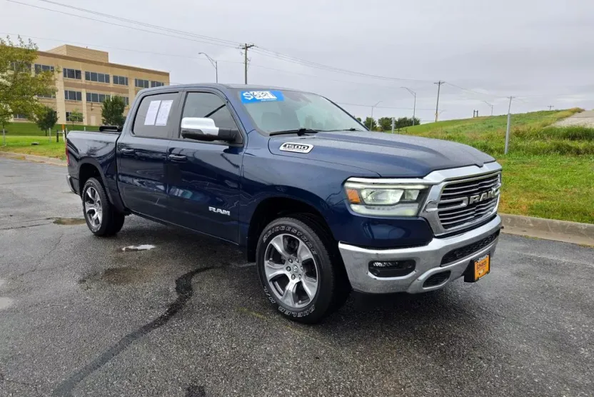 2023 Ram 1500 Laramie photo 1