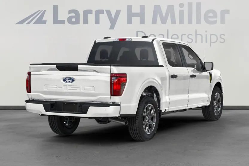 2025 Ford F-150 STX photo 1