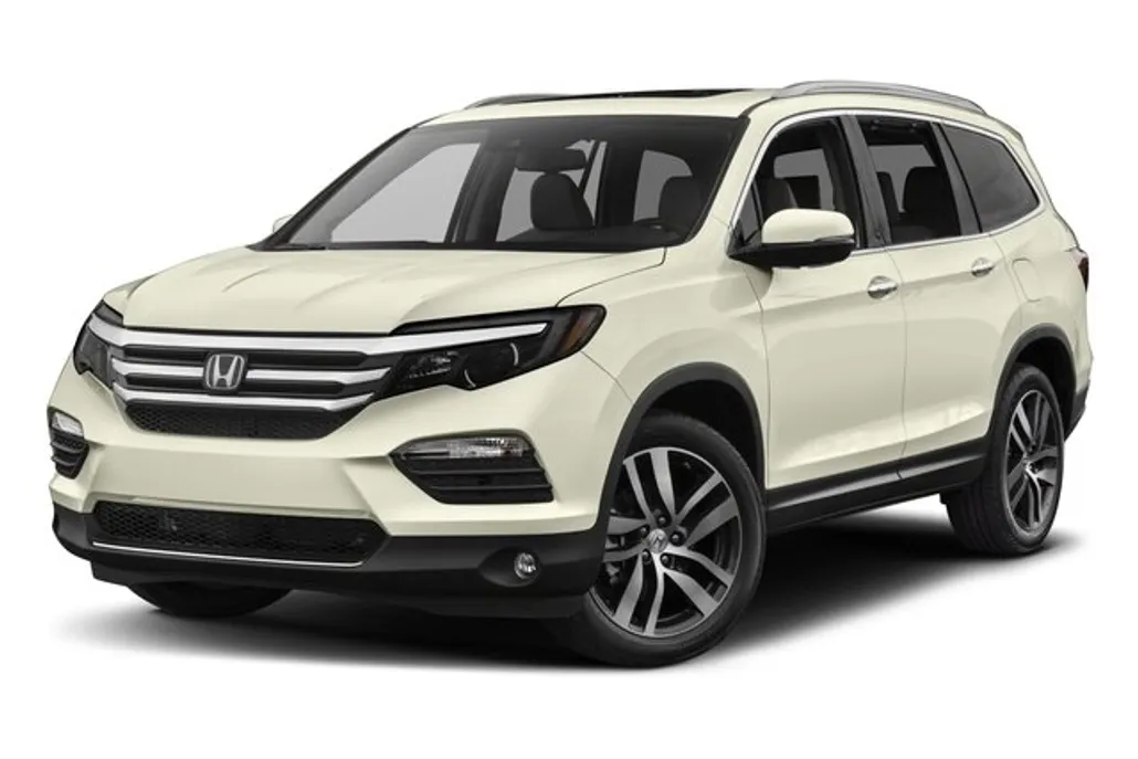 2017 Honda Pilot Touring photo 1