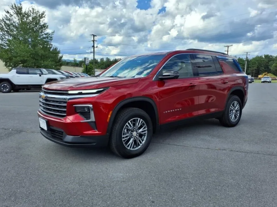 2025 Chevrolet Traverse 1LT photo 1