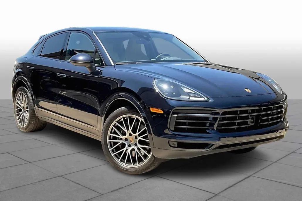 2023 Porsche Cayenne Platinum Edition photo 1