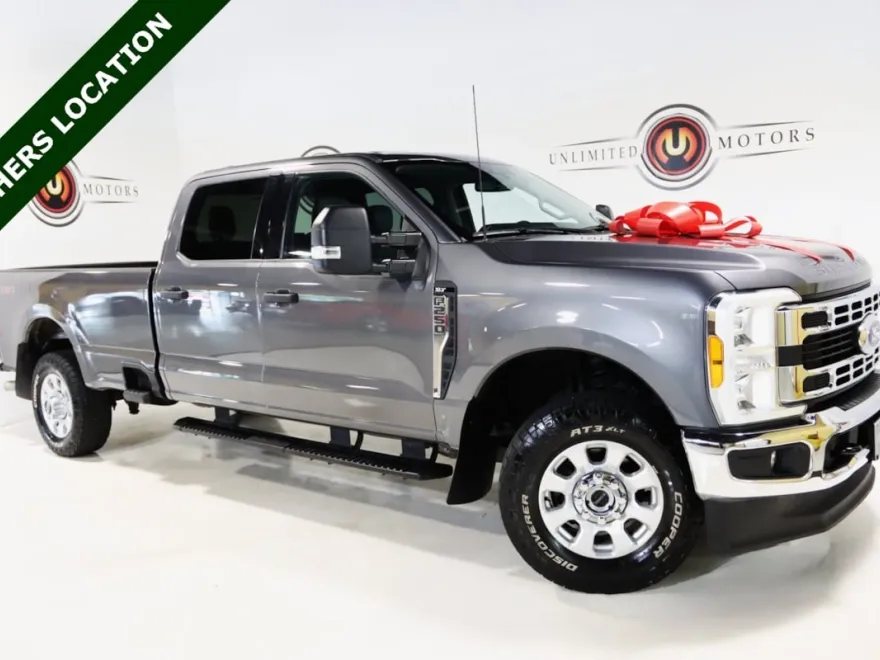 2023 Ford F-250 XLT photo 1