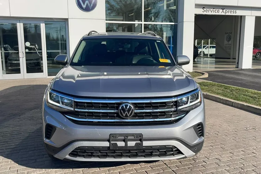 2023 Volkswagen Atlas SE Technology photo 1