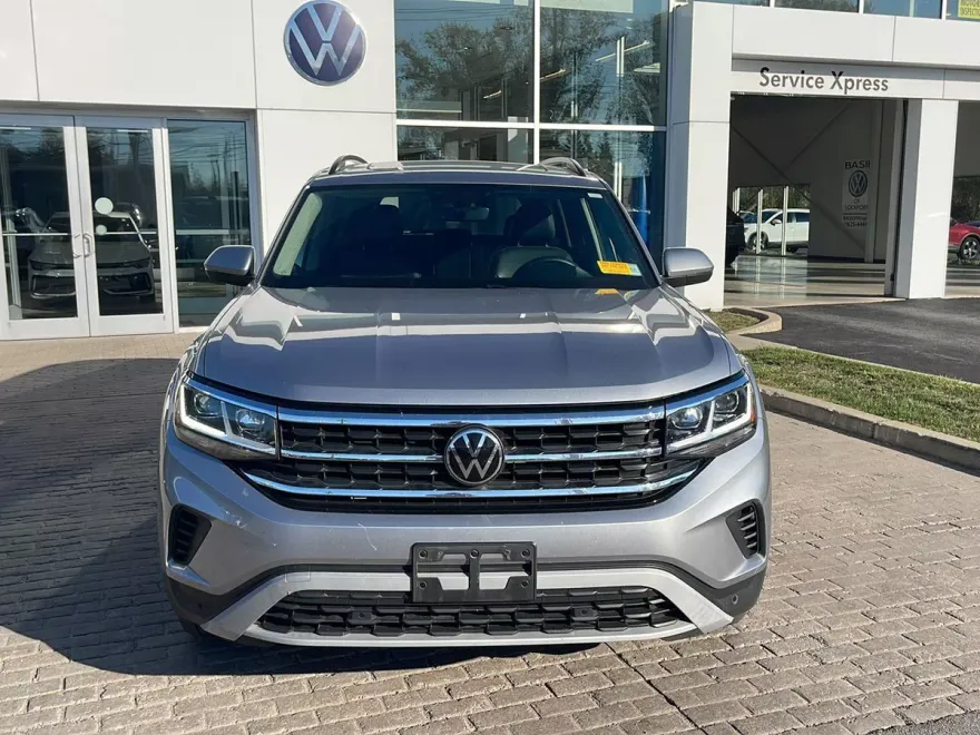 2023 Volkswagen Atlas SE Technology photo 1