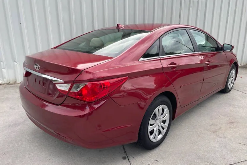 2013 Hyundai Sonata GLS photo 1