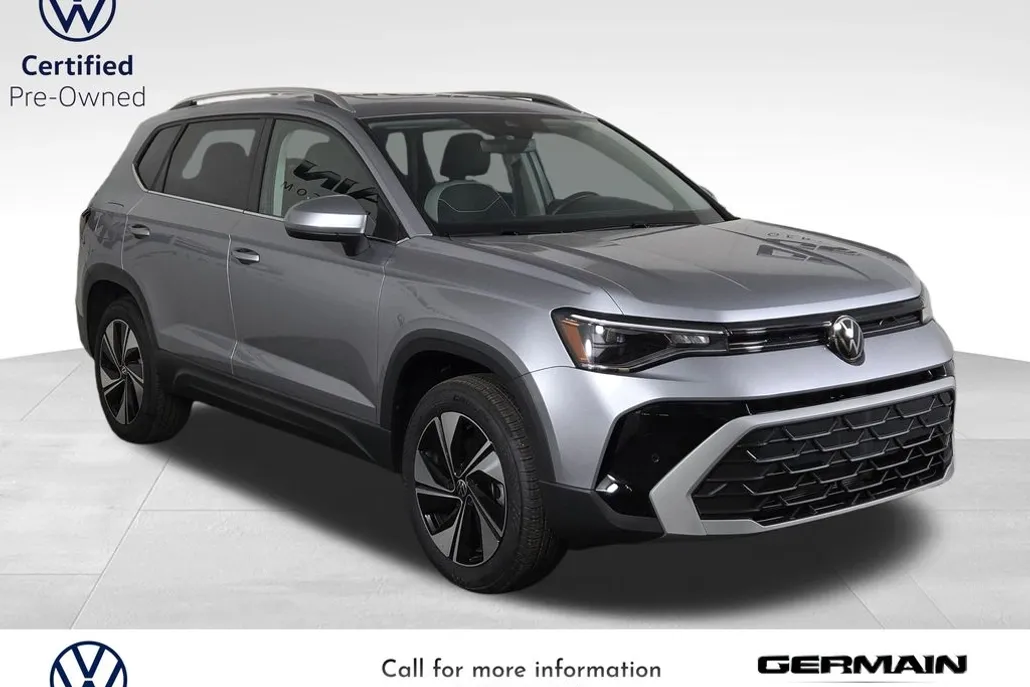 2025 Volkswagen Taos SE photo 1