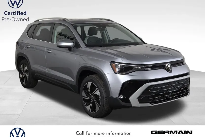 2025 Volkswagen Taos SE photo 1