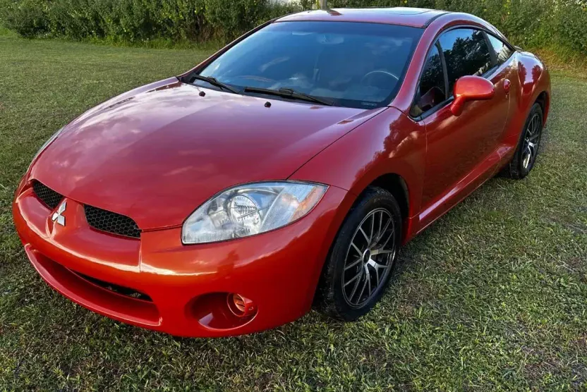 2007 Mitsubishi Eclipse GS photo 1