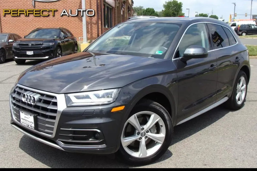 2020 Audi Q5 2.0T Premium Plus photo 1