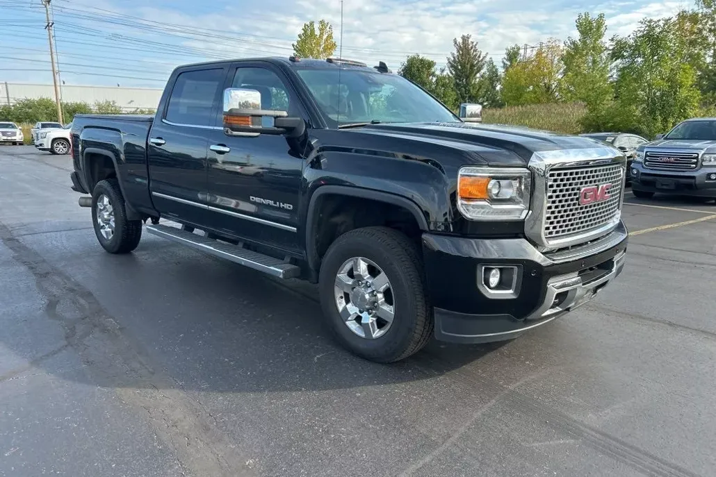 2015 Gmc Sierra Denali photo 1