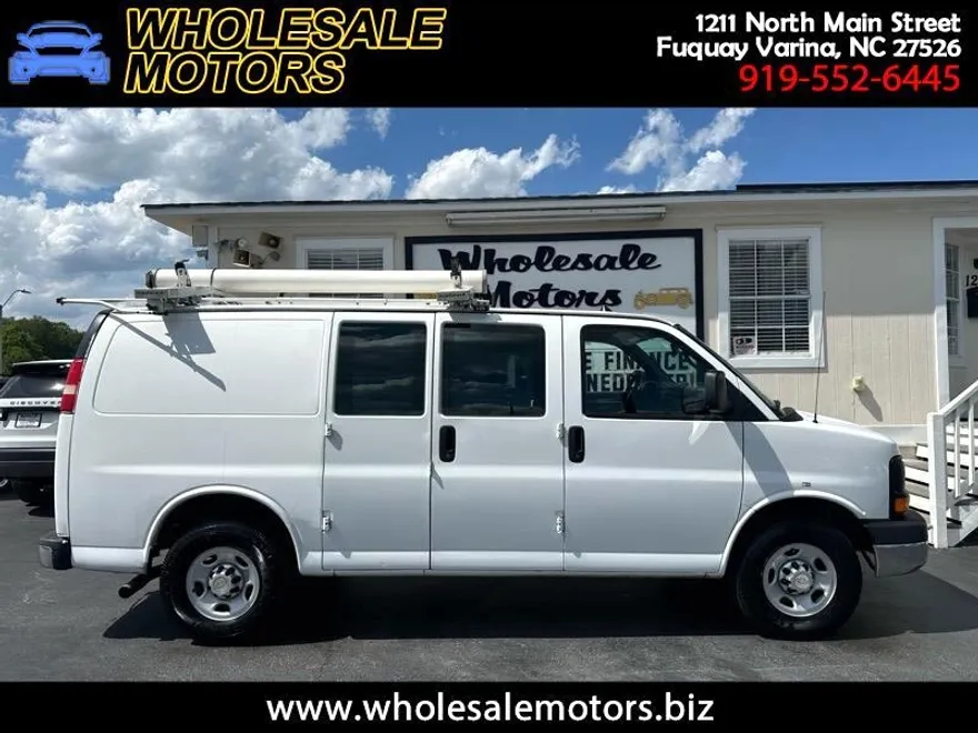 2014 Chevrolet Express 2500 Cargo photo 1
