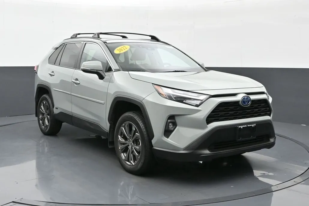 2022 Toyota RAV4 Hybrid XLE Premium photo 1