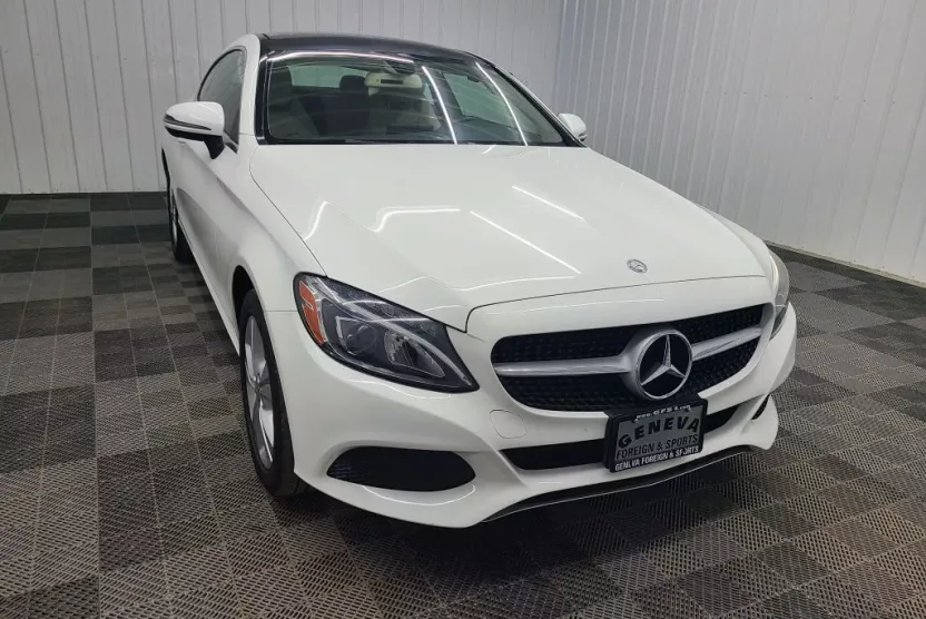 2017 Mercedes Benz C 300 4MATIC Coupe photo 1