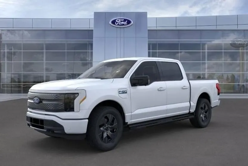 2025 Ford F-150 Lightning XLT photo 1