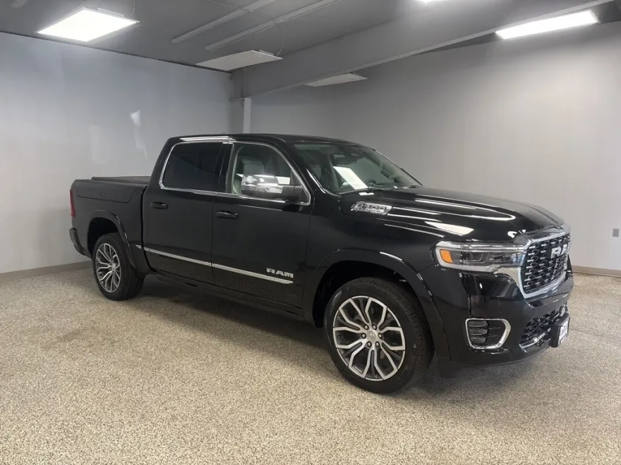 2025 Ram 1500 photo 1